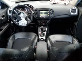 2020 Jeep Compass Latitude with VIN 3C4NJDBB6LT150324, listed as a Copart auction lot 49298845 with 44,160 mi miles and Salvage Title. Bid and sale history available at DreamBid. Image 8.
