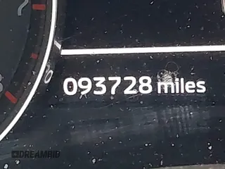 2022 Mitsubishi Outlander ES z VIN JA4J3TA8XNZ015216, wystawiony jako IAAI lot #41912607 z przebiegiem 93 728 mil mil oraz . Historia ofert i sprzedaży dostępna na DreamBid. Obrazek 15.