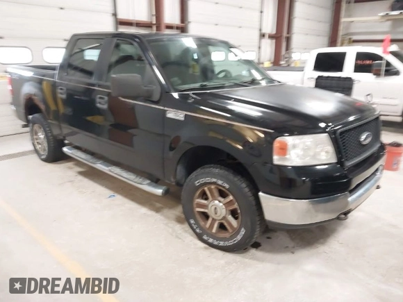2005 Ford F-150 XLT with VIN 1FTRW14W85FB14830, listed as a IAAI auction lot 41993432 with 226,490 mi miles. Bid and sale history available at carsss.com. Image 1.