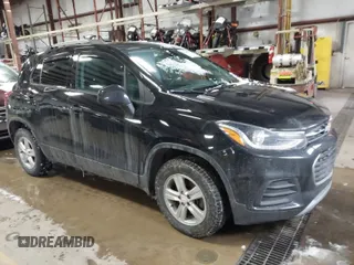 2021 Chevrolet Trax LT with VIN KL7CJPSB5MB353097, listed as a IAAI auction lot 41618376 with 98,082 mi miles. Bid and sale history available at carsss.com. Image 1.