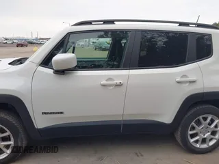 2021 Jeep Renegade Islander z VIN ZACNJDBB3MPM13536, wystawiony jako IAAI lot #41907857 z przebiegiem 28 599 mil mil oraz . Historia ofert i sprzedaży dostępna na DreamBid. Obrazek 15.