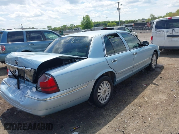 2008 Mercury Grand Marquis LS with VIN 2MEFM75V58X618292, listed as a IAAI auction lot 42094380 with 175,373 mi miles and . Bid and sale history available at DreamBid. Image 4.