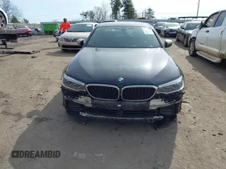 2018 BMW 5 Series M550i xDrive with VIN WBAJB9C50JB036400, listed as a IAAI auction lot 41464278 with 139,079 mi miles and . Bid and sale history available at DreamBid. Image 12.