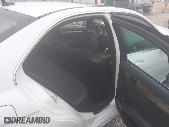 2008 Mercedes-Benz C 350 Sport with VIN WDDGF56X68R038733, listed as a IAAI auction lot 41315112 with 93,778 mi miles and . Bid and sale history available at DreamBid. Image 8.