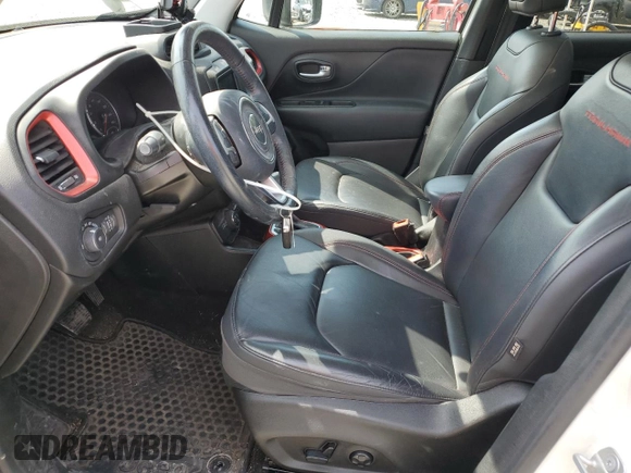 2019 Jeep Renegade Trailhawk z VIN ZACNJBC17KPK47657, wystawiony jako Copart lot #61077265 z przebiegiem 70 478 mil mil oraz Szkoda całkowita • Salvage title. Historia ofert i sprzedaży dostępna na DreamBid. Obrazek 7.
