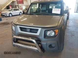 2004 Honda Element EX with VIN 5J6YH286X4L031836, listed as a IAAI auction lot 42189339 with 257,679 mi miles and . Bid and sale history available at DreamBid. Image 6.