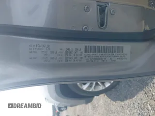 2019 Jeep Cherokee Latitude with VIN 1C4PJMCB4KD239465, listed as a IAAI auction lot 41849483 with 81,229 mi miles. Bid and sale history available at carsss.com. Image 9.