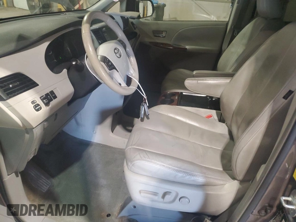 2011 Toyota Sienna XLE with VIN 5TDDK3DC7BS022224, listed as a Copart auction lot 53647105 with 168,291 mi miles and Salvage Title. Bid and sale history available at carsss.com. Image 7.