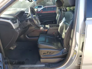 2019 GMC Yukon XL SLT with VIN 1GKS1GKC9KR383722, listed as a Copart auction lot 45191185 with 113,714 mi miles and Salvage Title. Bid and sale history available at carsss.com. Image 7.