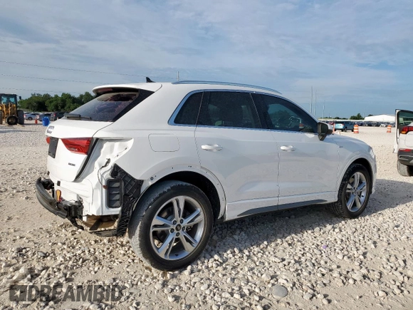 2023 Audi Q3 S line Premium Plus с VIN WA1EECF31P1089117, выставлен на аукционе Copart как лот 57165065 с пробегом 12 589 миль миль и Списание • Salvage title. История ставок и продаж доступна на DreamBid. Изображение 3.