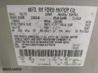 2011 Ford Escape XLT with VIN 1FMCU9D70BKA77676, listed as a IAAI auction lot 41921757 with 288,545 mi miles. Bid and sale history available at carsss.com. Image 9.