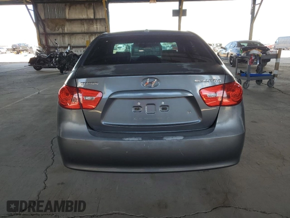 2009 Hyundai Elantra SE z VIN KMHDU46D49U605681, wystawiony jako Copart lot #55157225 z przebiegiem 220 774 mil mil oraz Szkoda całkowita • Salvage title. Historia ofert i sprzedaży dostępna na DreamBid. Obrazek 6.
