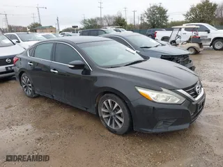 2017 Nissan Altima 2.5 SR with VIN 1N4AL3APXHC199700, listed as a IAAI auction lot 41539756 with 201,751 mi miles. Bid and sale history available at carsss.com. Image 1.
