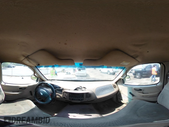 2000 Ford F-150 XL with VIN 1FTZF1721YNB05244, listed as a IAAI auction lot 42298391 with Not provided miles and . Bid and sale history available at DreamBid. Image 18.