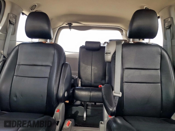 2019 Toyota Sienna XLE Auto Access Seat с VIN 5TDYZ3DC9KS977684, выставлен на аукционе Copart как лот 56742555 с пробегом 76 311 миль миль и Списание • Salvage title. История ставок и продаж доступна на DreamBid. Изображение 10.