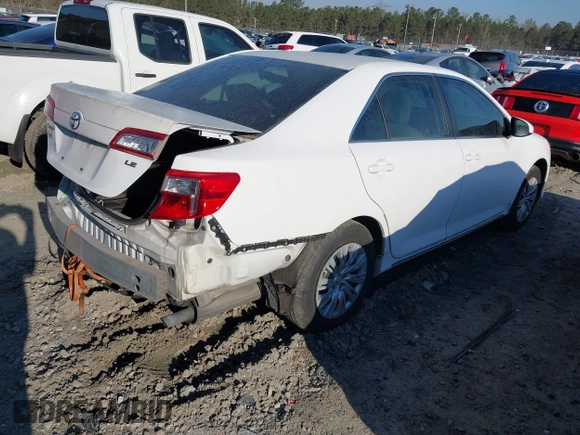 2012 Toyota Camry L with VIN 4T1BF1FK1CU561970, listed as a IAAI auction lot 41791136 with 113,261 mi miles. Bid and sale history available at carsss.com. Image 4.