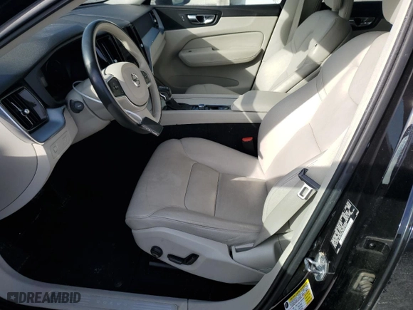 2018 Volvo XC60 Momentum with VIN YV4102RK2J1006993, listed as a Copart auction lot 43891525 with 72,936 mi miles and Salvage Title. Bid and sale history available at carsss.com. Image 7.