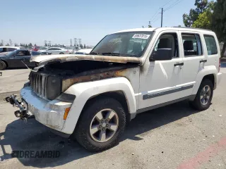 2008 Jeep Liberty Sport z VIN 1J8GN28K08W143971, wystawiony jako Copart lot #58637815 z przebiegiem Nie podano mil oraz Szkoda całkowita • Salvage title. Historia ofert i sprzedaży dostępna na DreamBid. Obrazek 1.