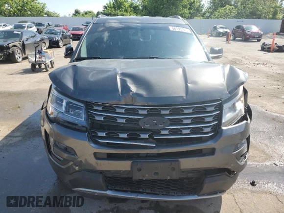 2017 Ford Explorer XLT с VIN 1FM5K7D8XHGA33580, выставлен на аукционе Copart как лот 56795705 с пробегом 82 071 миль миль и Списание • Salvage title. История ставок и продаж доступна на DreamBid. Изображение 5.