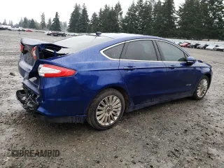 2016 Ford Fusion SE Hybrid with VIN 3FA6P0LU8GR343207, listed as a Copart auction lot 84234924 with 143,601 mi miles and Salvage title. Bid and sale history available at DreamBid. Image 3.