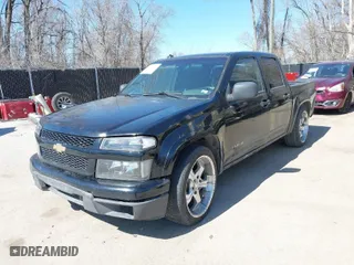 2005 Chevrolet Colorado 1SB LS Z85 with VIN 1GCCS136958164451, listed as a IAAI auction lot 41772973 with 217,108 mi miles. Bid and sale history available at carsss.com. Image 2.