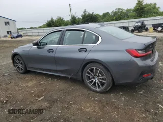 2020 BMW 3 Series 330i xDrive with VIN 3MW5R7J09L8B13892, listed as a Copart auction lot 60714015 with 49,766 mi miles and Salvage title. Bid and sale history available at DreamBid. Image 2.