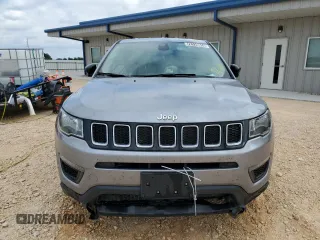 2018 Jeep Compass Sport z VIN 3C4NJCABXJT226961, wystawiony jako Copart lot #72119874 z przebiegiem 70 210 mil mil oraz Czysty tytuł • Clean title. Historia ofert i sprzedaży dostępna na DreamBid. Obrazek 5.