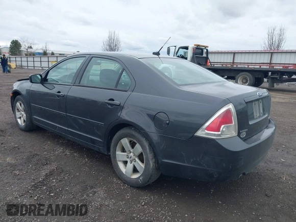 2007 Ford Fusion SE with VIN 3FAHP01187R159869, listed as a IAAI auction lot 41871192 with 173,189 mi miles. Bid and sale history available at carsss.com. Image 3.