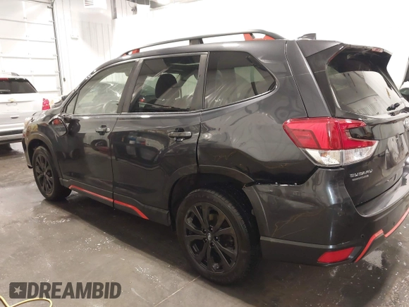 2019 Subaru Forester Sport with VIN JF2SKAPCXKH575981, listed as a IAAI auction lot 41897700 with 60,322 mi miles. Bid and sale history available at carsss.com. Image 6.
