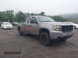 2012 GMC Sierra 1500 SLE z VIN 1GTR2VE74CZ238339, wystawiony jako IAAI lot #42466724 z przebiegiem 204 769 mil mil oraz . Historia ofert i sprzedaży dostępna na DreamBid. Obrazek 1.