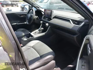 2021 Toyota RAV4 Hybrid XSE with VIN 4T3E6RFV2MU029187, listed as a IAAI auction lot 42620387 with 78,919 mi miles and . Bid and sale history available at DreamBid. Image 5.