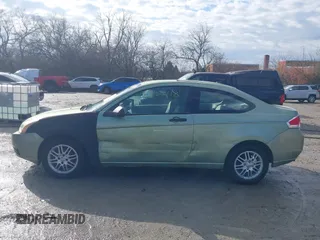 2008 Ford Focus SE with VIN 1FAHP33N08W140376, listed as a IAAI auction lot 41661418 with 174,630 mi miles. Bid and sale history available at carsss.com. Image 14.