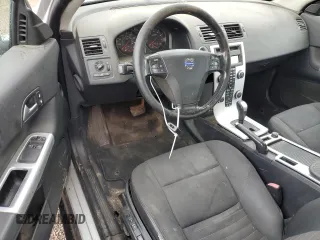 2012 Volvo C30 z VIN YV1672MK7C2281133, wystawiony jako Copart lot #66388394 z przebiegiem 98 504 mil mil oraz Szkody całkowita. Historia ofert i sprzedaży dostępna na DreamBid. Obrazek 8.