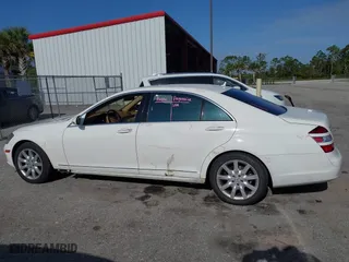 2007 Mercedes-Benz S-Class 5.5L V8 with VIN WDDNG71X27A082359, listed as a IAAI auction lot 42006249 with 90,527 mi miles. Bid and sale history available at carsss.com. Image 15.
