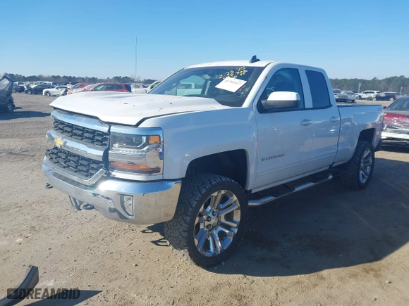 2017 Chevrolet Silverado 1500 LT with VIN 1GCVKREC2HZ168267, listed as a IAAI auction lot 41701427 with 84,614 mi miles. Bid and sale history available at carsss.com. Image 18.