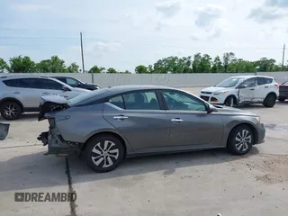 2020 Nissan Altima S z VIN 1N4BL4BV6LC152020, wystawiony jako IAAI lot #42099209 z przebiegiem 128 081 mil mil oraz . Historia ofert i sprzedaży dostępna na DreamBid. Obrazek 14.