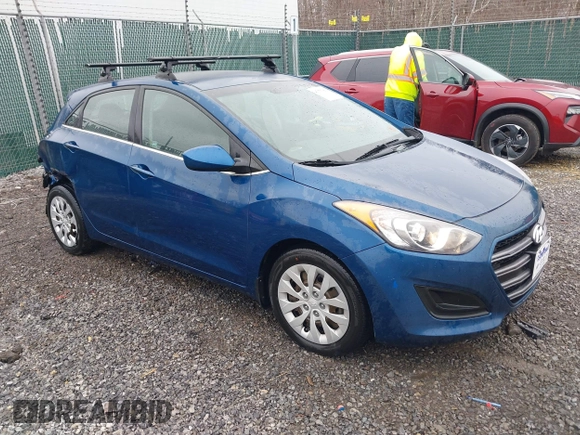 2016 Hyundai Elantra GT with VIN KMHD35LH4GU303420, listed as a IAAI auction lot 41777060 with 109,107 mi miles. Bid and sale history available at carsss.com. Image 1.