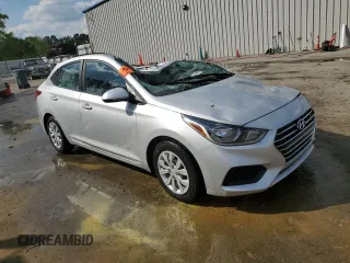 2021 Hyundai Accent SE z VIN 3KPC24A65ME143279, wystawiony jako Copart lot #52489585 z przebiegiem 61 106 mil mil oraz Nie do naprawy • Non repairable. Historia ofert i sprzedaży dostępna na DreamBid. Obrazek 4.