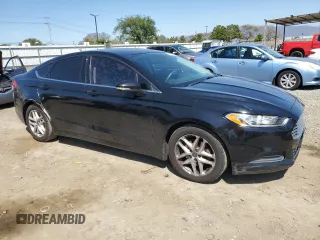 2016 Ford Fusion SE z VIN 3FA6P0H74GR219888, wystawiony jako Copart lot #52461215 z przebiegiem 137 348 mil mil oraz Tytuł czysty. Historia ofert i sprzedaży dostępna na DreamBid. Obrazek 4.