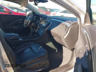 2015 Buick LaCrosse Premium I with VIN 1G4GD5G30FF245107, listed as a IAAI auction lot 41297513 with 269,323 mi miles. Bid and sale history available at carsss.com. Image 5.