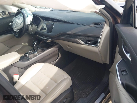 2020 Cadillac XT4 AWD Premium Luxury z VIN 1GYFZDR4XLF085471, wystawiony jako IAAI lot #41528080 z przebiegiem 58 136 mil mil oraz . Historia ofert i sprzedaży dostępna na DreamBid. Obrazek 5.