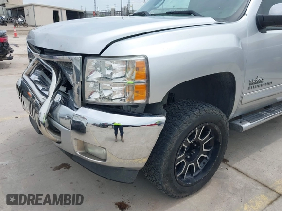 2013 Chevrolet Silverado 1500 LT with VIN 3GCPCSE08DG297496, listed as a IAAI auction lot 42046611 with 246,657 mi miles and . Bid and sale history available at DreamBid. Image 17.
