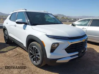 2025 Chevrolet TrailBlazer LT with VIN KL79MPSL8SB045283, listed as a IAAI auction lot 42014729 with 22,889 mi miles. Bid and sale history available at carsss.com. Image 1.