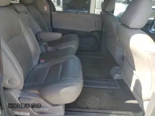 2016 Toyota Sienna XLE with VIN 5TDYK3DC0GS752355, listed as a Copart auction lot 61857925 with 146,949 mi miles and Salvage title. Bid and sale history available at DreamBid. Image 11.
