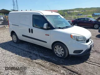 2016 Ram ProMaster City Cargo Tradesman SLT z VIN ZFBERFBT4G6B50759, wystawiony jako IAAI lot #42127173 z przebiegiem 118 032 mil mil oraz . Historia ofert i sprzedaży dostępna na DreamBid. Obrazek 1.