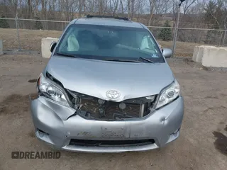 2015 Toyota Sienna Limited with VIN 5TDDK3DC6FS111465, listed as a IAAI auction lot 41698574 with 195,553 mi miles and . Bid and sale history available at DreamBid. Image 12.