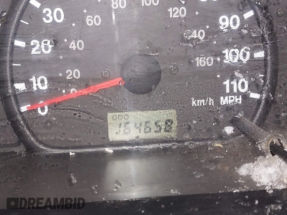 2002 Suzuki Grand Vitara JLX z VIN JS3TD62V324161291, wystawiony jako IAAI lot #41577344 z przebiegiem 164 658 mil mil oraz . Historia ofert i sprzedaży dostępna na DreamBid. Obrazek 15.