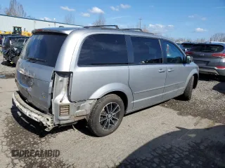 2017 Dodge Grand Caravan GT with VIN 2C4RDGEG0HR807338, listed as a Copart auction lot 47658835 with 95,332 mi miles and Salvage Title. Bid and sale history available at DreamBid. Image 3.