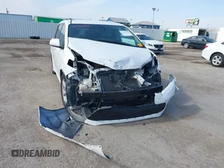2019 Toyota Sienna LE Auto Access Seat with VIN 5TDKZ3DC4KS968185, listed as a IAAI auction lot 41576704 with 66,260 mi miles and . Bid and sale history available at DreamBid. Image 6.