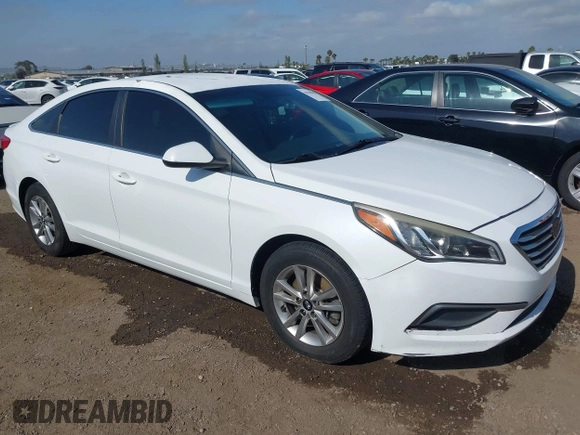 2016 Hyundai Sonata SE with VIN 5NPE24AF7GH304546, listed as a IAAI auction lot 42218425 with 153,619 mi miles and . Bid and sale history available at carsss.com. Image 1.